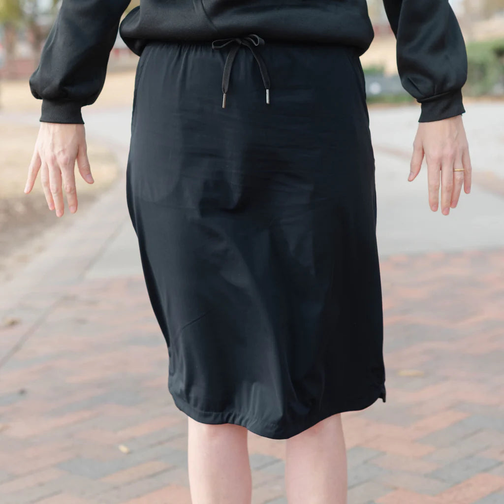 Black Everyday Skirt
