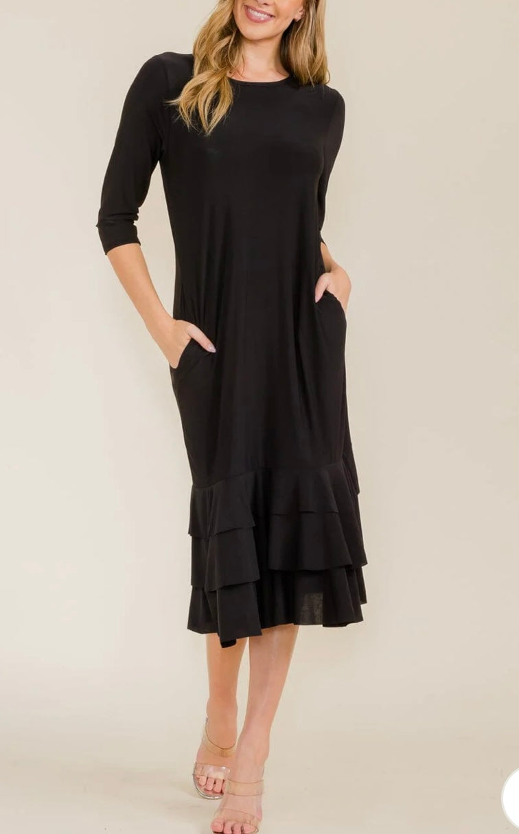 Women's 3/4 Sleeve Front Pockets Tiered Ruffle Bottom Hem Maxi Dress